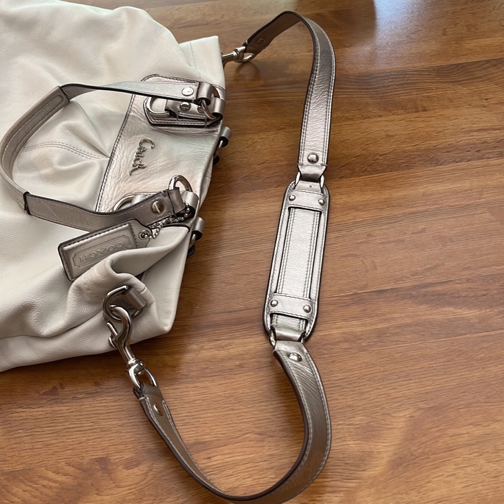 Coach white with silver accent leather shoulder bag, large - Picture 13 of 14